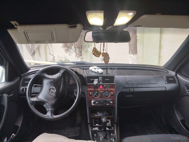 Mercedes C 200 1998, 290,000 km - 2.0 l - Bakı