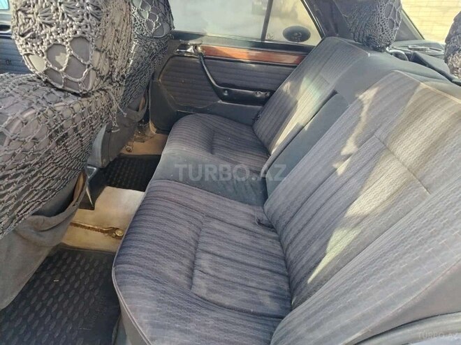 Mercedes E 250 1993, 393,939 km - 2.5 l - Sumqayıt