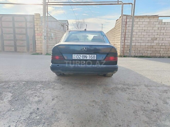 Mercedes E 250 1993, 393,939 km - 2.5 l - Sumqayıt