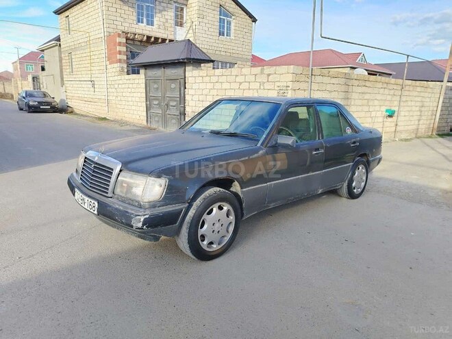 Mercedes E 250 1993, 393,939 km - 2.5 l - Sumqayıt