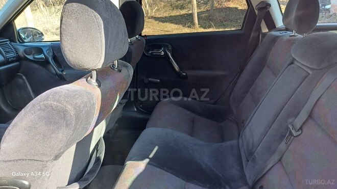 Opel Vectra 2000, 500,000 km - 1.6 l - Zaqatala