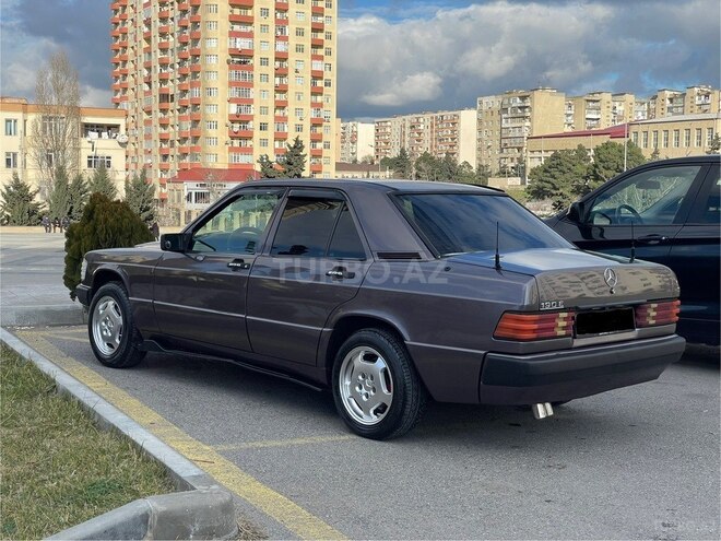 Mercedes 190 1992, 324,453 km - 2.0 l - Bakı