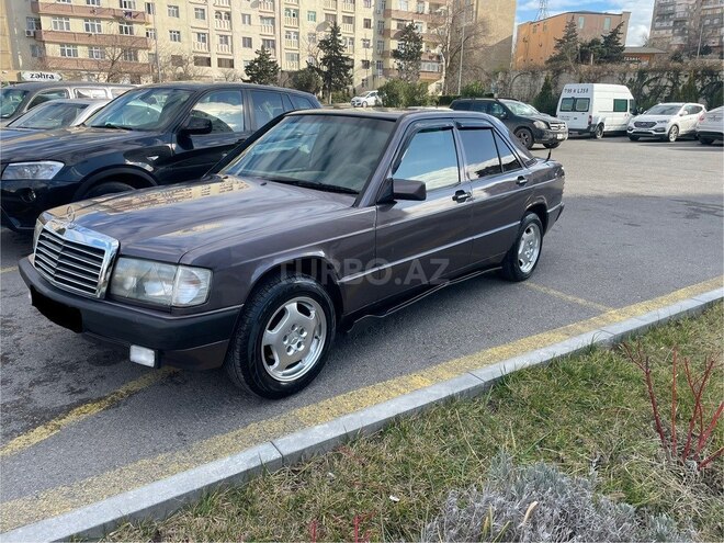 Mercedes 190 1992, 324,453 km - 2.0 l - Bakı