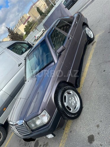 Mercedes 190 1992, 324,453 km - 2.0 l - Bakı