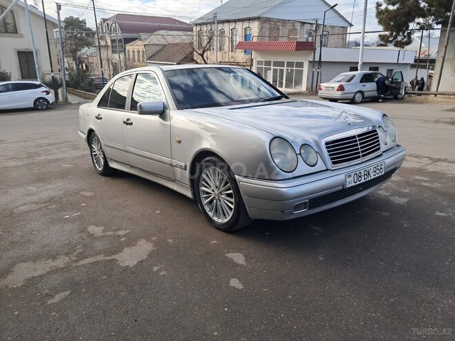 Mercedes C 230 1996, 125,000 km - 2.3 л - Qazax