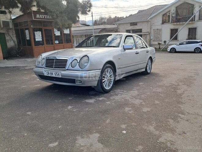 Mercedes C 230 1996, 125,000 km - 2.3 л - Qazax