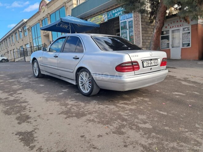 Mercedes C 230 1996, 125,000 km - 2.3 л - Qazax