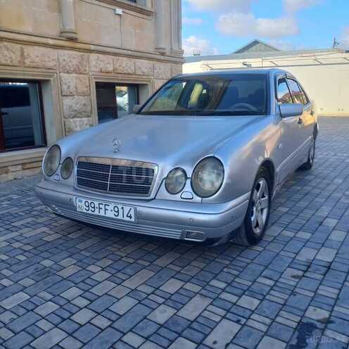 Mercedes E 240 1998, 432,417 km - 2.4 l - Bakı