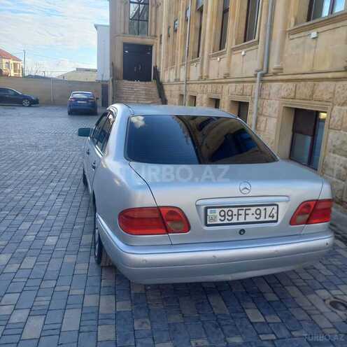 Mercedes E 240 1998, 432,417 km - 2.4 l - Bakı
