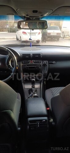 Mercedes C 240 2000, 231,100 km - 2.6 l - Bakı