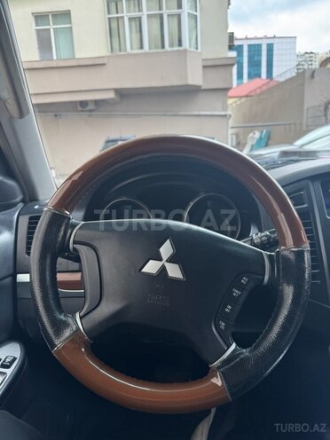 Mitsubishi Pajero 2007, 263,063 km - 3.0 л - Bakı