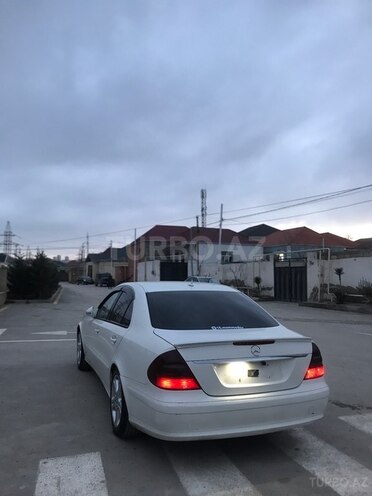 Mercedes E 220 d 2006, 410,000 km - 2.2 л - Bakı