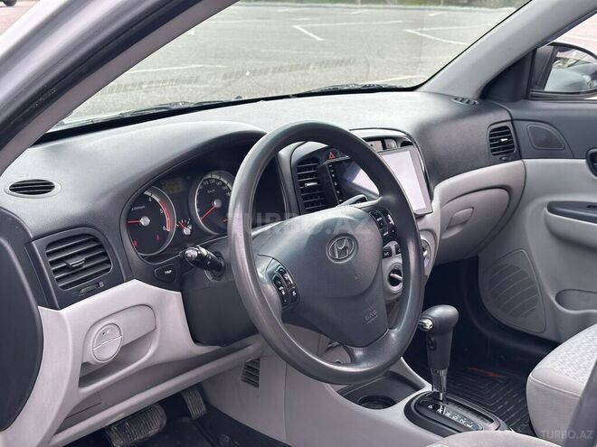 Hyundai Accent 2009, 374,000 km - 1.5 л - Bakı