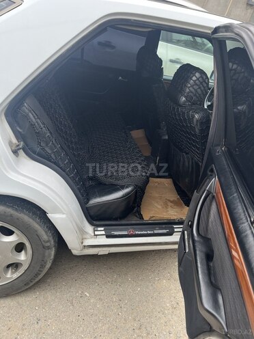 Mercedes E 200 d 1993, 800,000 km - 2.0 l - Bakı