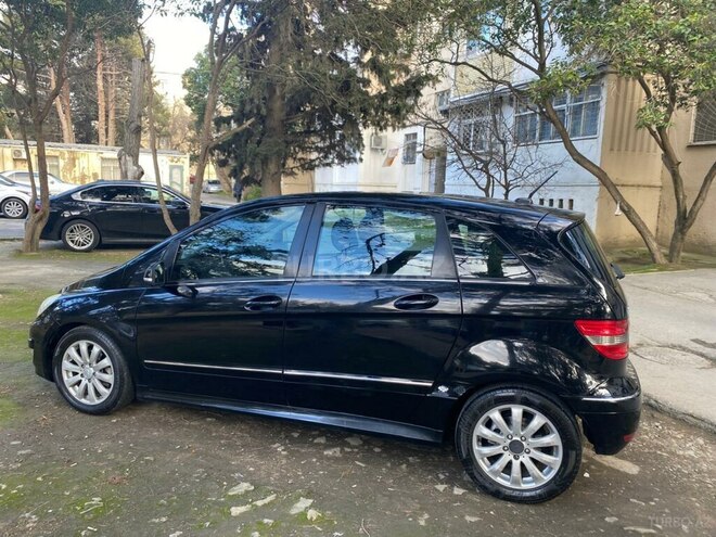 Mercedes B 170 2008, 119,700 km - 1.7 l - Bakı