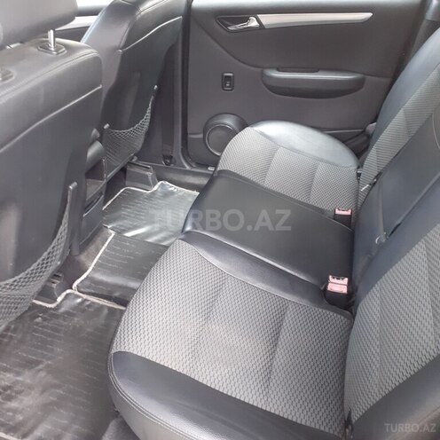 Mercedes B 170 2008, 119,700 km - 1.7 l - Bakı