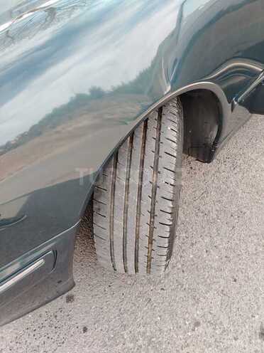 Mercedes E 220 d 2000, 427,000 km - 2.2 l - Füzuli