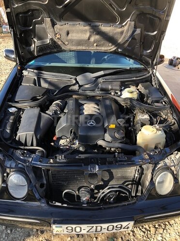 Mercedes E 240 2001, 317,000 km - 2.4 l - Kürdəmir