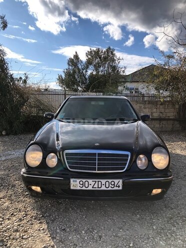 Mercedes E 240 2001, 317,000 km - 2.4 l - Kürdəmir