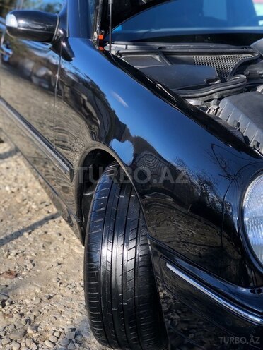 Mercedes E 240 2001, 317,000 km - 2.4 l - Kürdəmir
