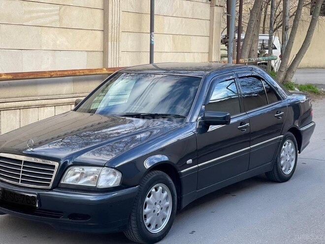 Mercedes C 200 2000, 160,000 km - 2.0 l - Bakı