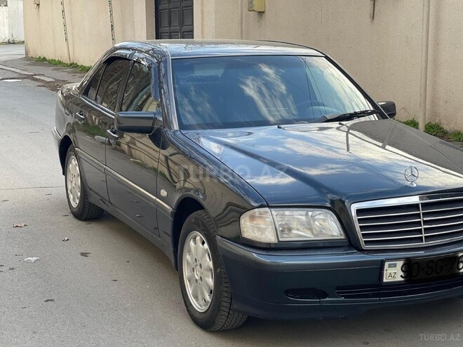 Mercedes C 200 2000, 160,000 km - 2.0 l - Bakı