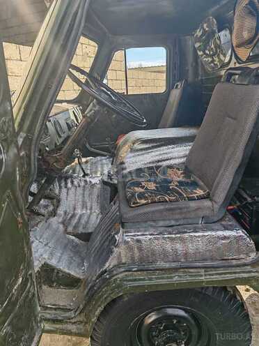 UAZ 3303 1983, 850,000 km - 2.4 l - Saatlı