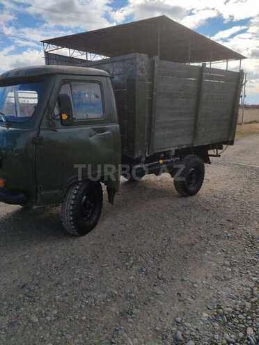UAZ 3303 1983, 850,000 km - 2.4 l - Saatlı