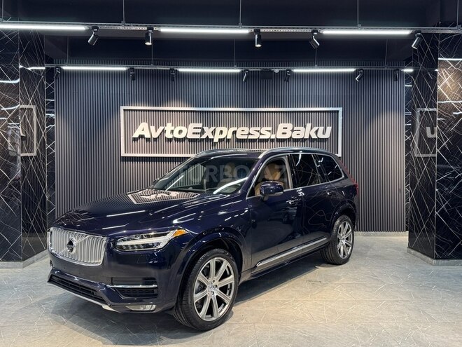 Volvo XC90-1