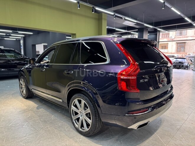 Volvo XC90-2