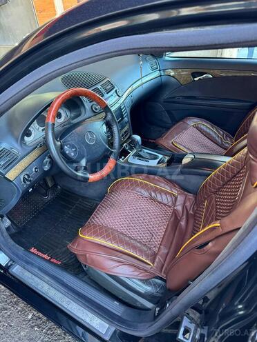 Mercedes E 240 2002, 339,000 km - 2.4 l - Bakı