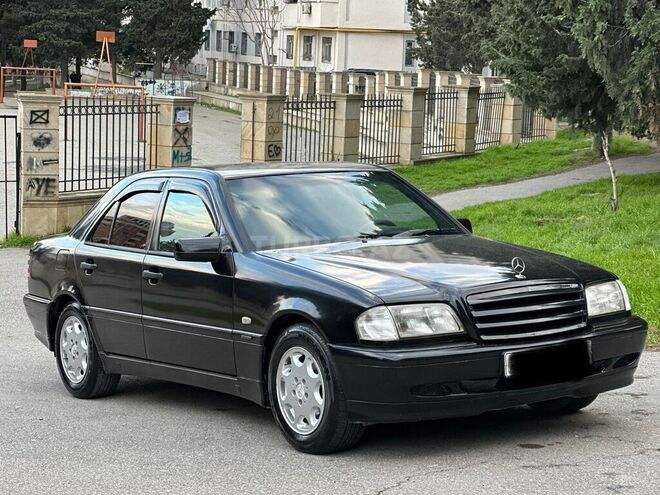 Mercedes C 180 1998, 227,270 km - 1.8 l - Bakı