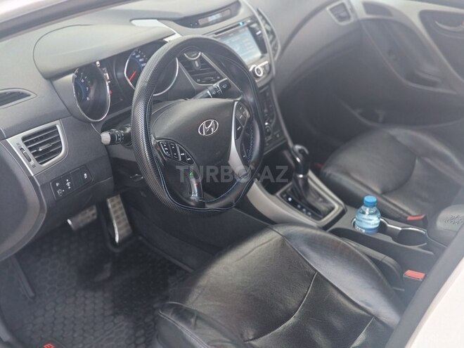 Hyundai Elantra 2014, 250,300 km - 1.8 l - Bakı