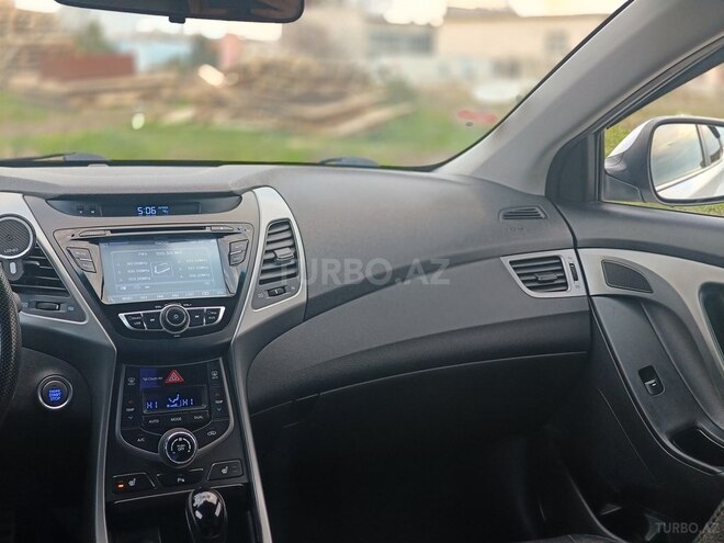 Hyundai Elantra 2014, 250,300 km - 1.8 l - Bakı