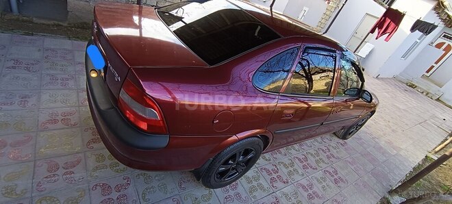 Opel Vectra 1996, 224,703 km - 1.6 l - Bakı