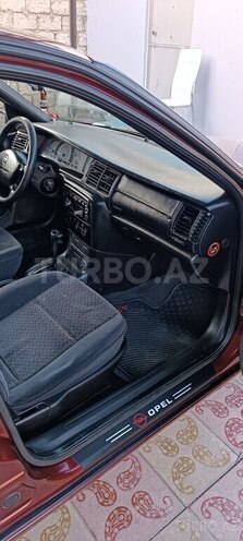 Opel Vectra 1996, 224,703 km - 1.6 l - Bakı