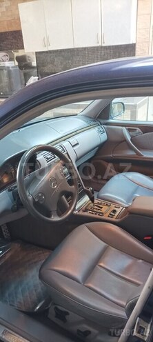 Mercedes E 280 2000, 388,000 km - 2.8 л - Sumqayıt