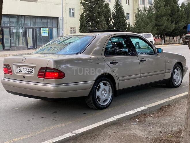 Mercedes E 240 1998, 345,000 km - 2.4 l - Sumqayıt