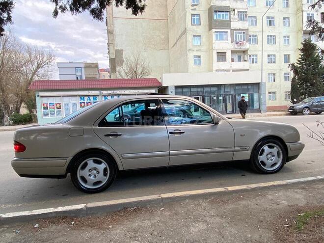 Mercedes E 240 1998, 345,000 km - 2.4 l - Sumqayıt