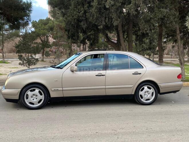Mercedes E 240 1998, 345,000 km - 2.4 l - Sumqayıt