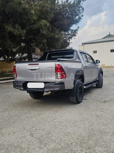 Toyota Hilux 2023, 70,300 km - 2.4 l - Şirvan