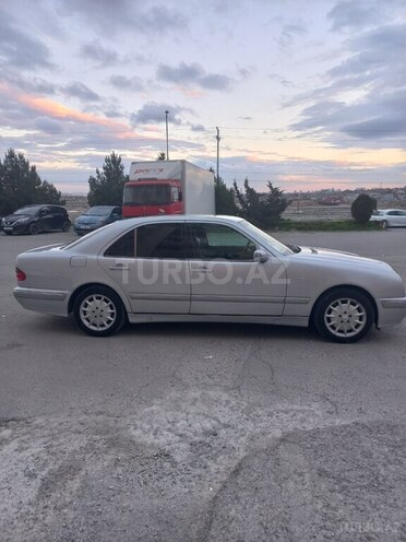 Mercedes E 220 d 2000, 465,000 km - 2.2 l - Bakı