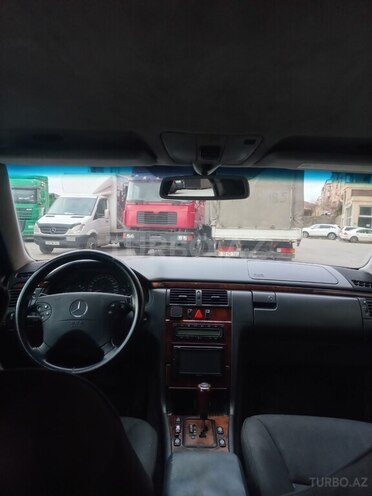 Mercedes E 220 d 2000, 465,000 km - 2.2 l - Bakı