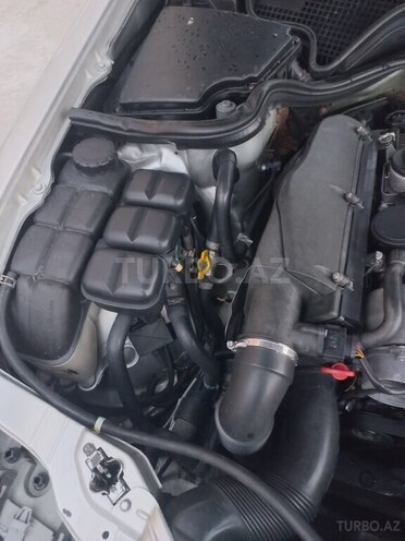 Mercedes E 220 d 2000, 465,000 km - 2.2 l - Bakı