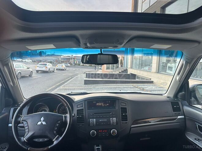 Mitsubishi Pajero 2012, 222,000 km - 3.5 л - Bakı