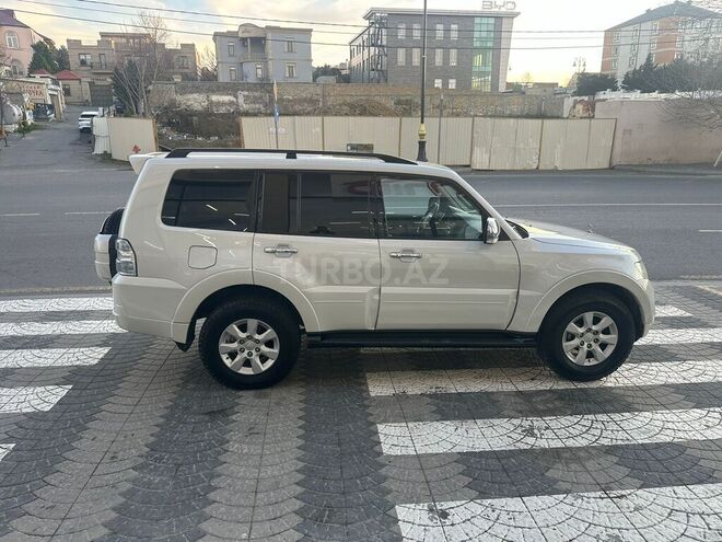 Mitsubishi Pajero 2012, 222,000 km - 3.5 л - Bakı