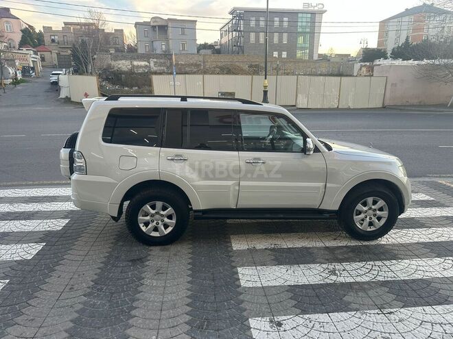 Mitsubishi Pajero 2012, 222,000 km - 3.5 л - Bakı