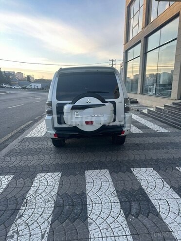 Mitsubishi Pajero 2012, 222,000 km - 3.5 л - Bakı