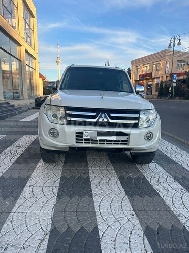 Mitsubishi Pajero 2012, 222,000 km - 3.5 л - Bakı