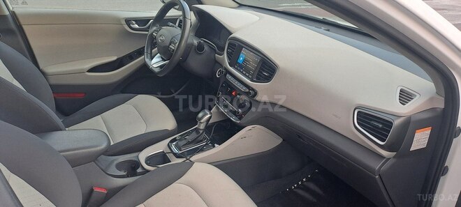 Hyundai IONIQ 2016, 132,871 km - 1.6 l - Bakı